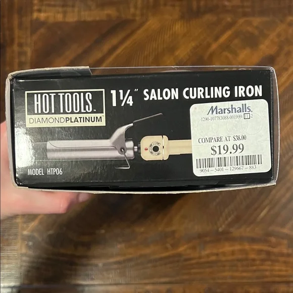 Hot Tools Gold and Black Curling Iron - Picture 3 of 4